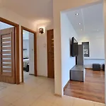 호텔 Victus Apartamenty, Apartament Familijny 소포트